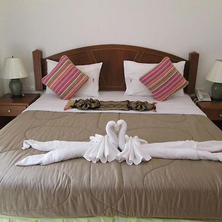Mt Hotel Patong Phuket Exterior photo