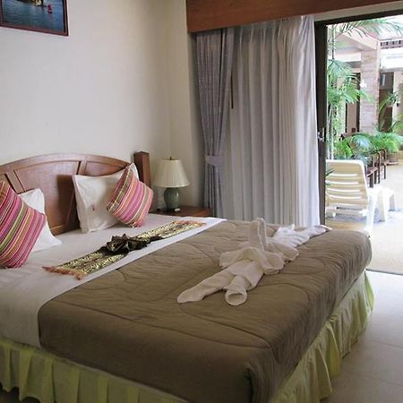 Mt Hotel Patong Phuket Exterior photo