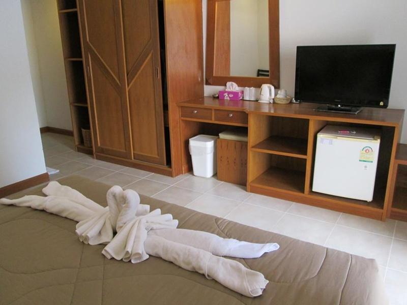 Mt Hotel Patong Phuket Exterior photo